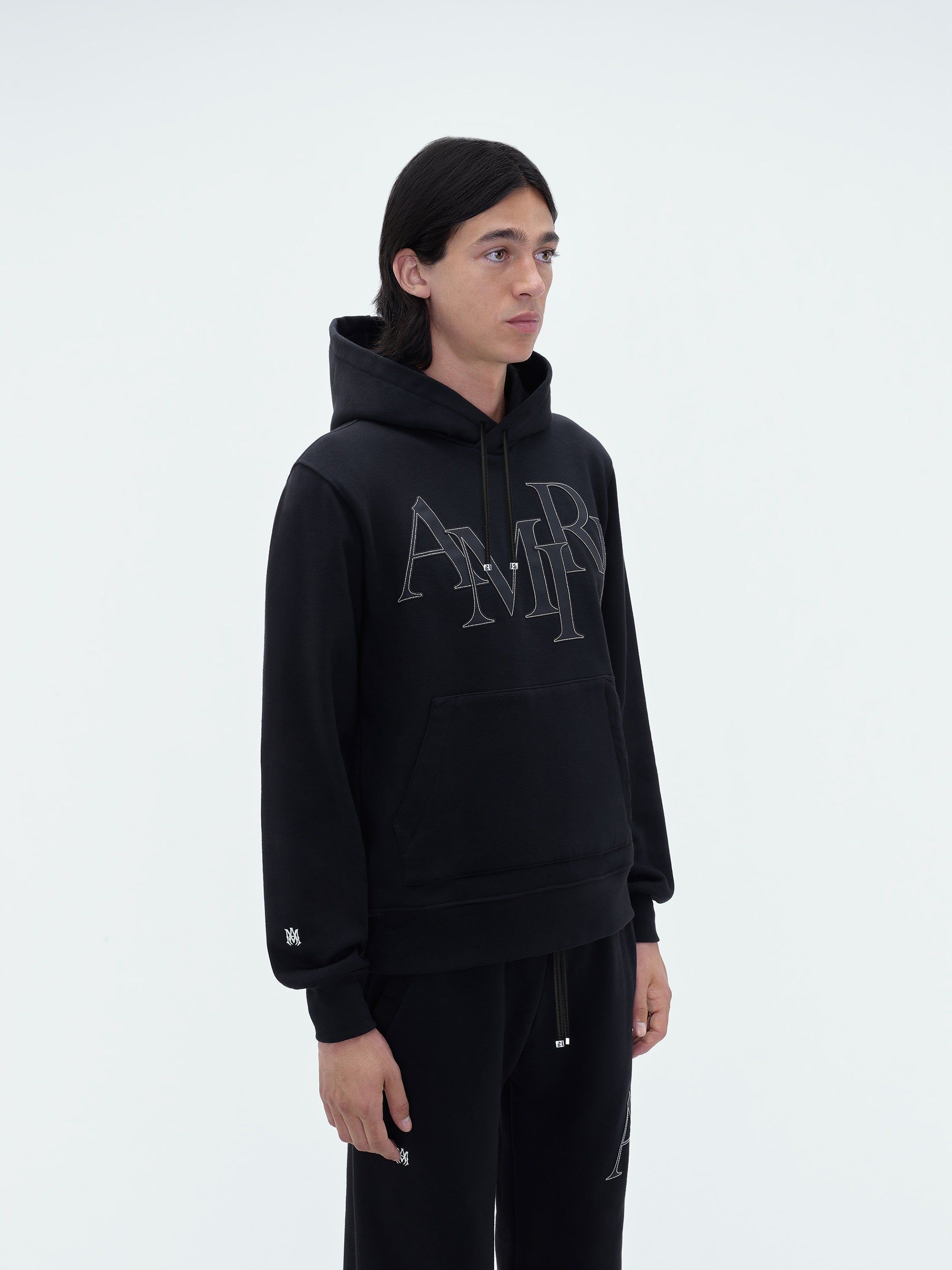 Sudaderas Amiri Staggered Logo Hoodie Hombre Negros | PZUFOW-175